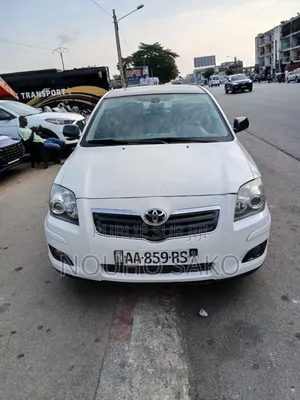 Toyota Avensis 2006 Blanc