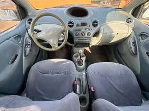 Toyota Yaris 2003 Gris