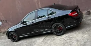 Mercedes-Benz C300 Luxury Sedan AWD (3.0L 6cyl 7A) 2009 Black