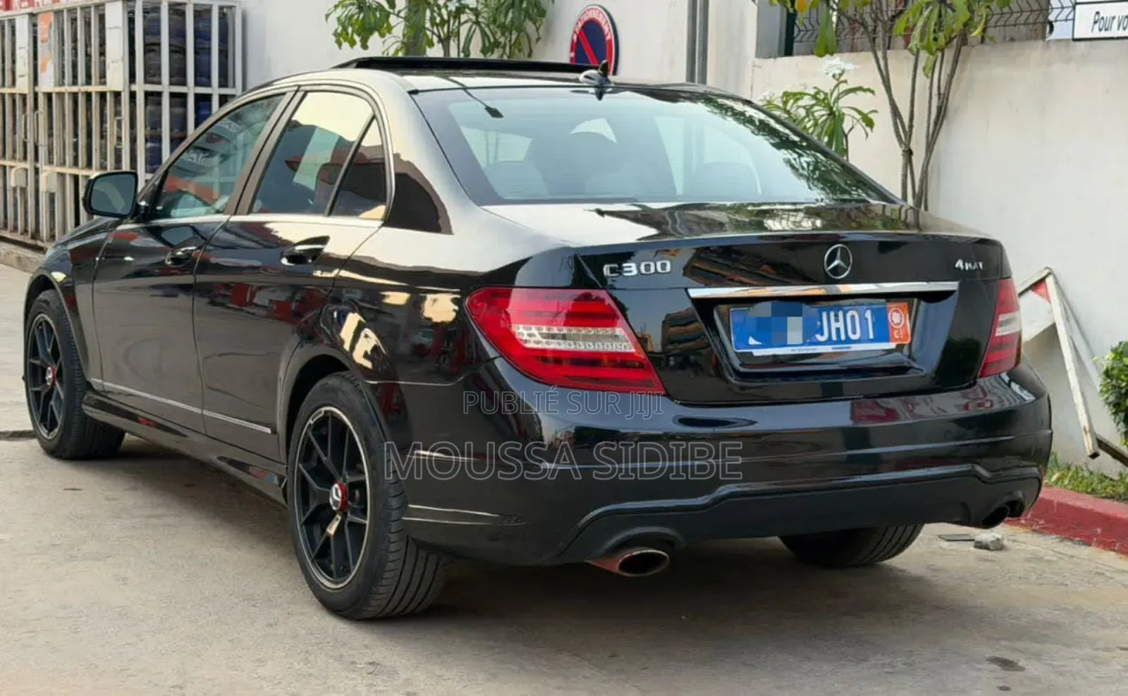 Mercedes-Benz C300 Luxury Sedan AWD (3.0L 6cyl 7A) 2009 Black