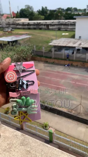 Duo Accessoires Cheveux Gloss À 1500 Fcfa Stock Limité !