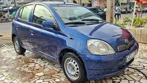 Toyota Yaris 1.0 2004 Bleu