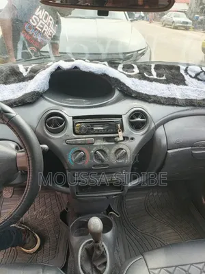 Toyota Yaris 1.0 2004 Bleu