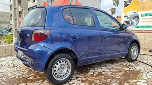 Toyota Yaris 1.0 2004 Bleu