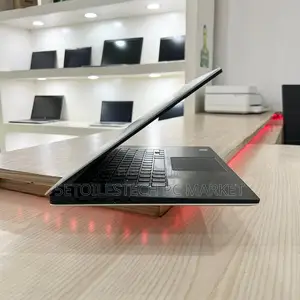 Neuf Ordinateur Portable Dell Precision 5510 8GB Intel Xeon SSD 256GB