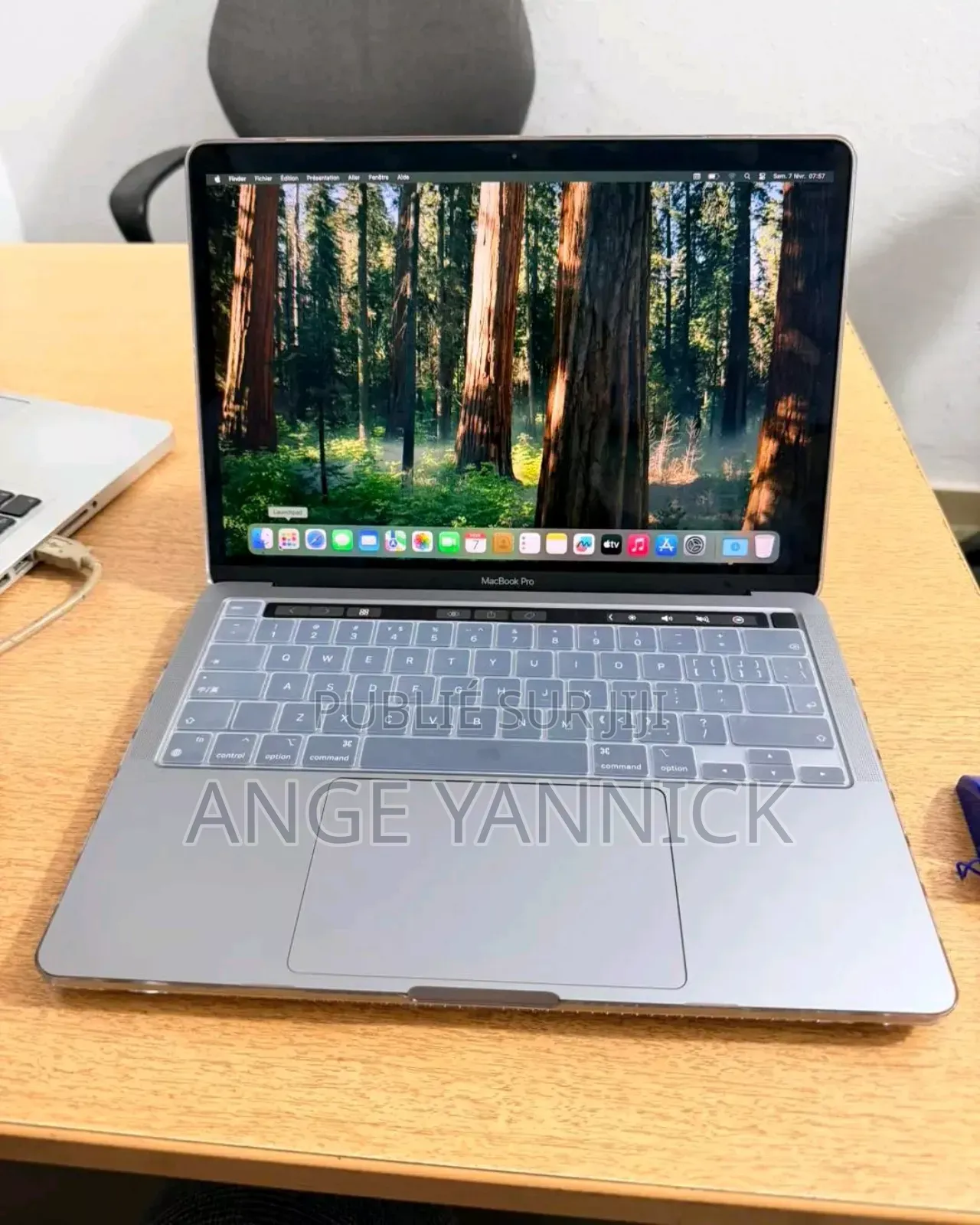 Neuf Ordinateur Portable Apple MacBook Pro 2022 M2 24GB Apple M2 SSD 1T