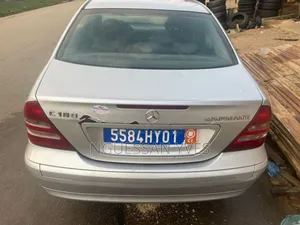 Mercedes-Benz C180 2002 Gris