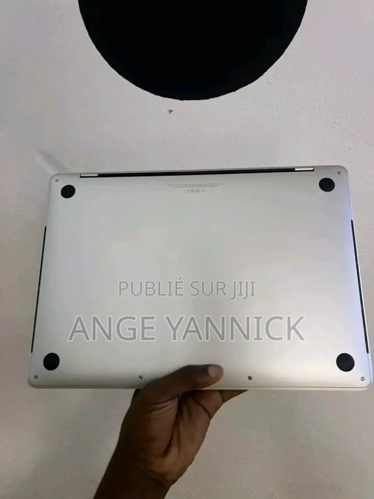 Neuf Apple MacBook Pro 2019 16GB Intel Core I5 SSD 256GB