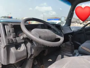 Isuzu MU-X 2015 Blanc