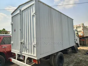 Isuzu MU-X 2015 Blanc