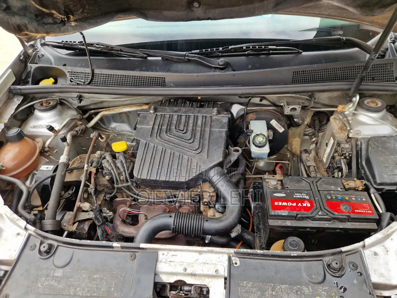 Renault Logan 2014 Gris