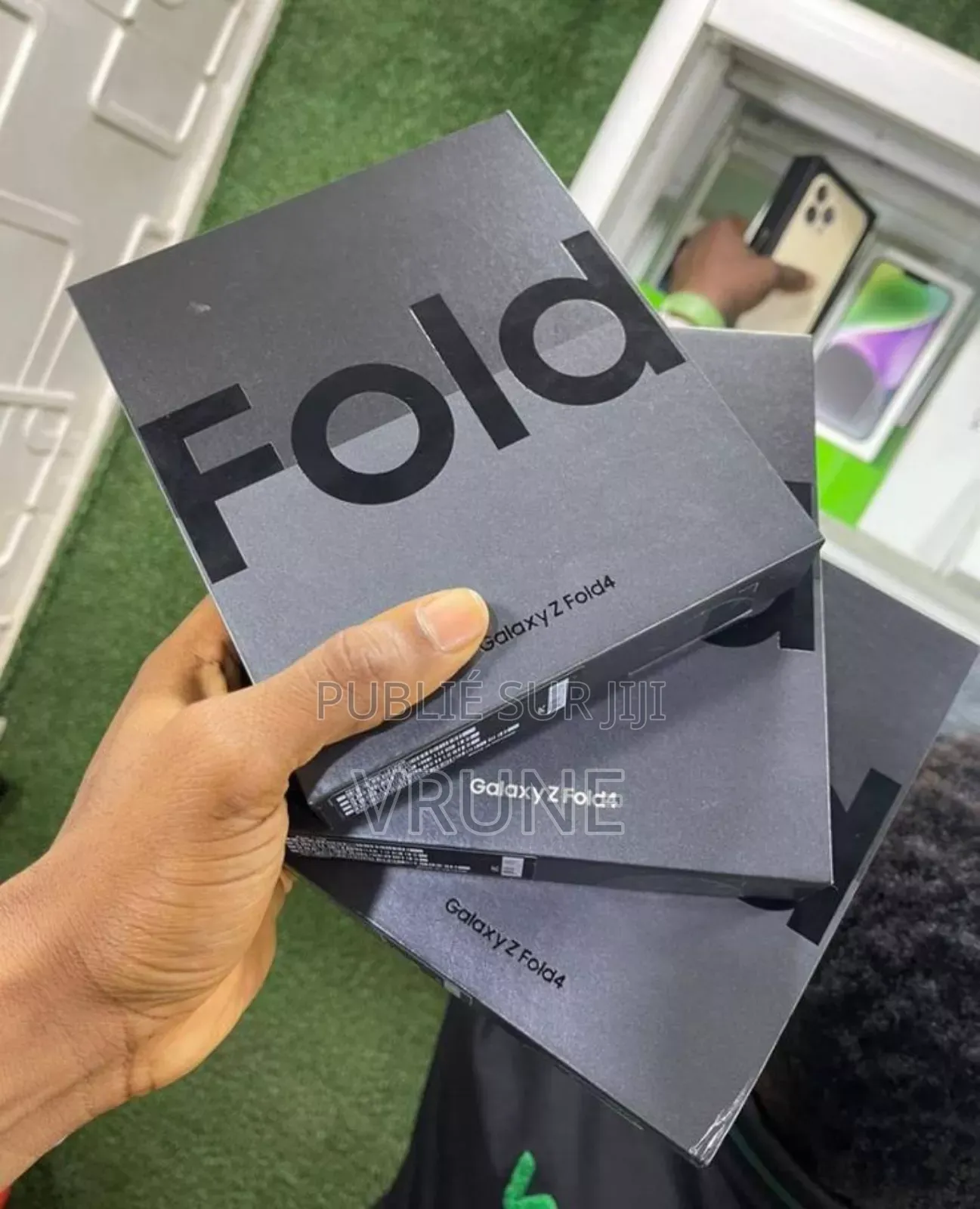 Neuf Samsung Galaxy Z Fold4 512 GB Autre