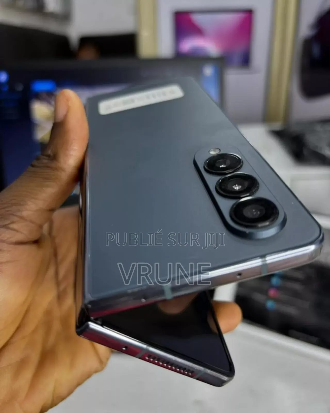 Neuf Samsung Galaxy Z Fold4 512 GB Autre