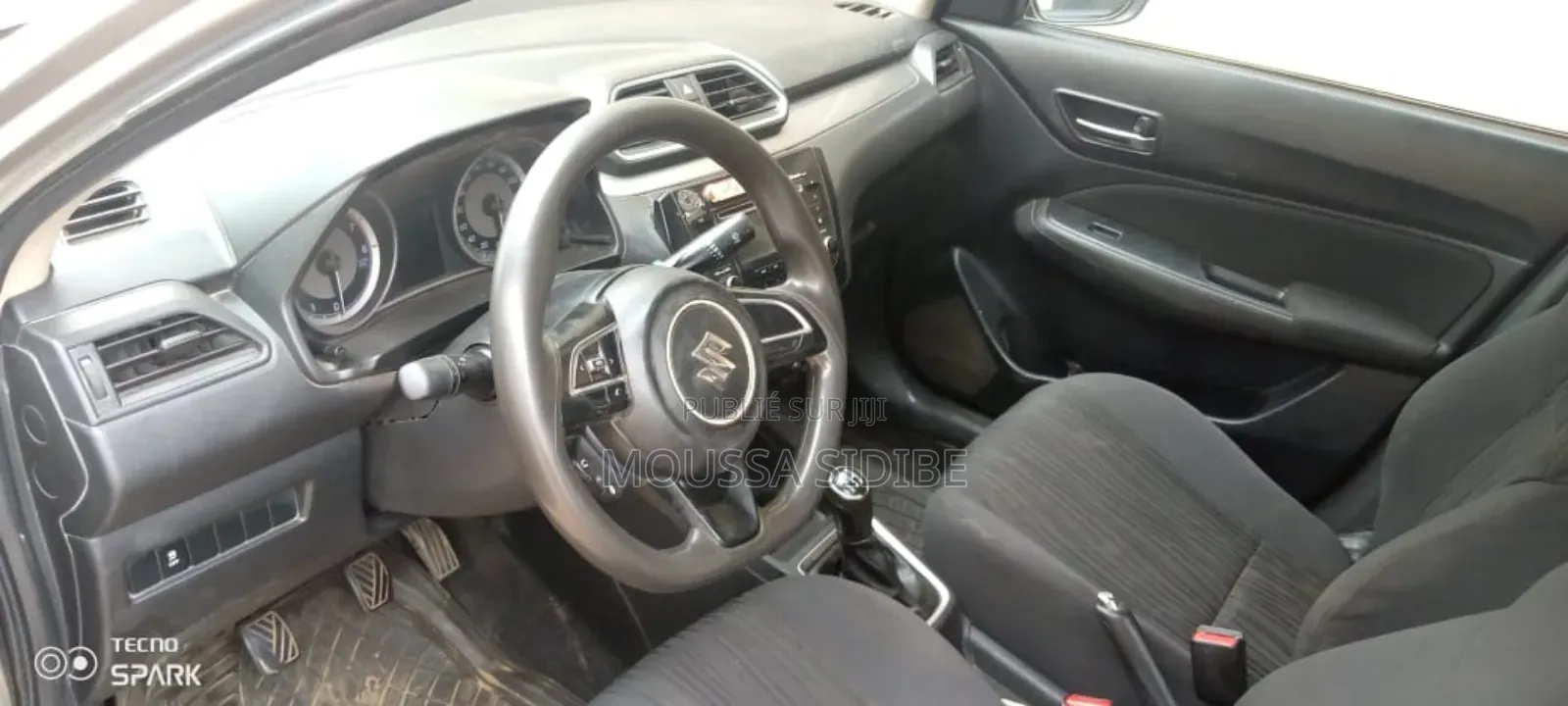 Suzuki Dzire 2023 Gris