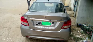 Suzuki Dzire 2023 Gris