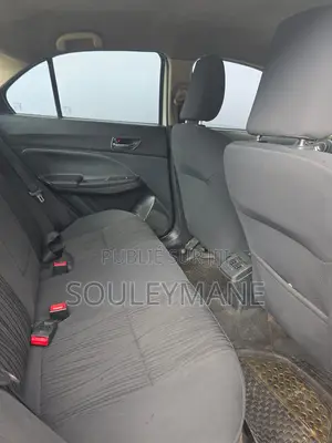 Suzuki Dzire 2022 Blanc