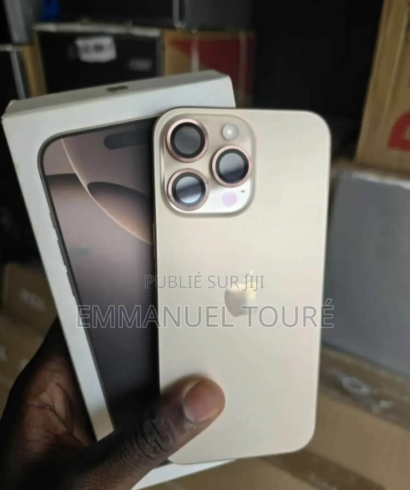 Neuf Apple iPhone 15 512 GB Noir