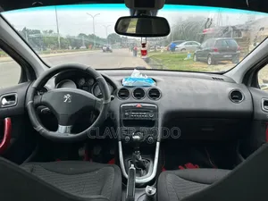 Peugeot 308 2014 Gris