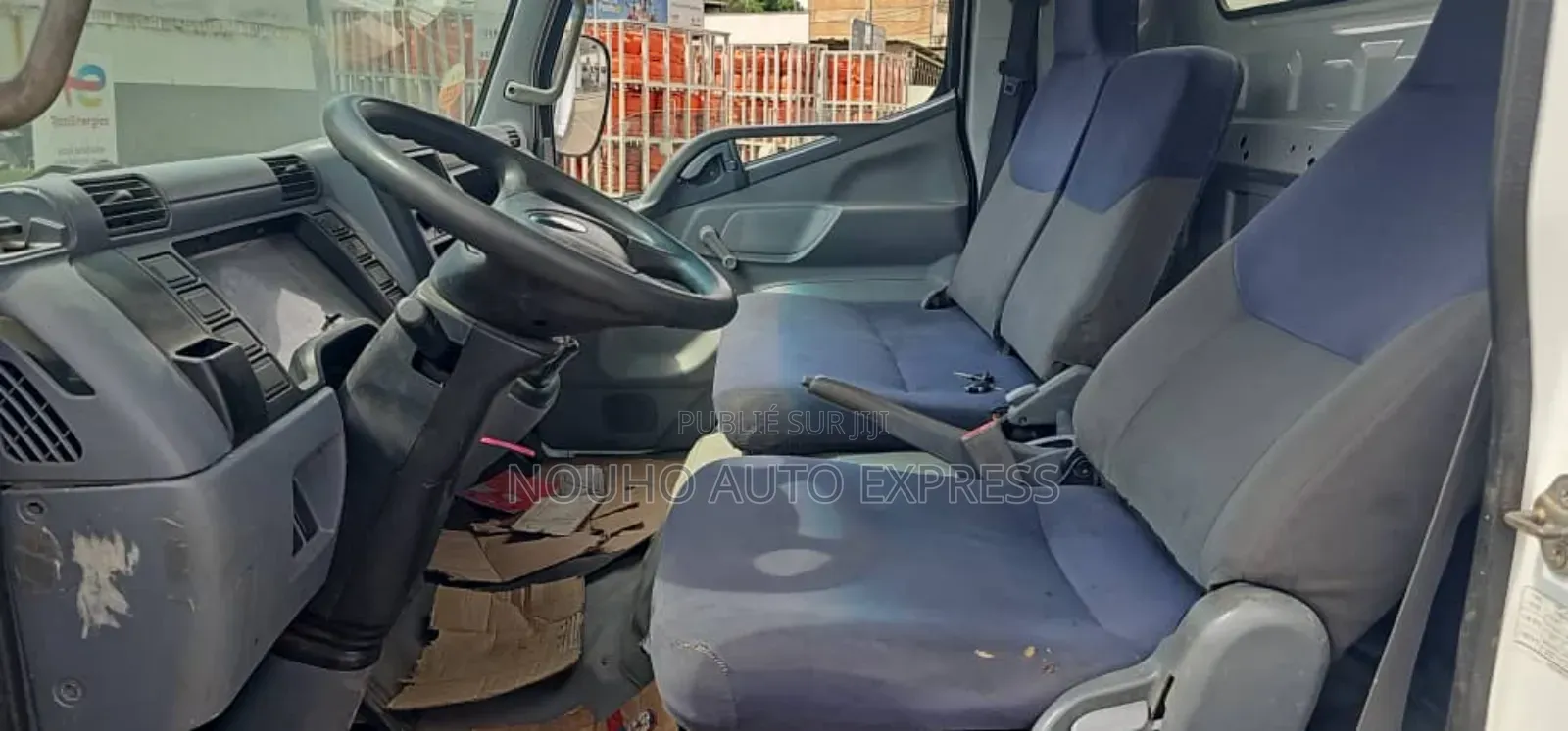 Mitsubishi Canter Année 2016