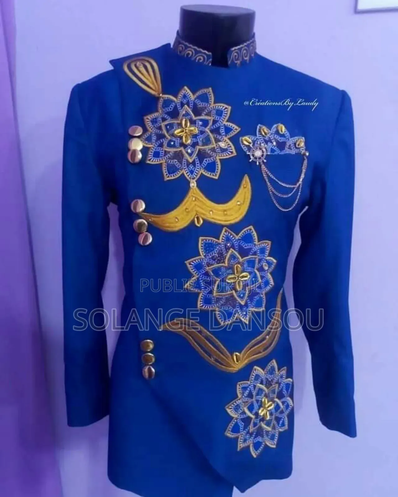 Les Chemises À Vendre