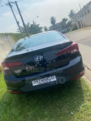 Hyundai Elantra SE 2020 Noir Mat