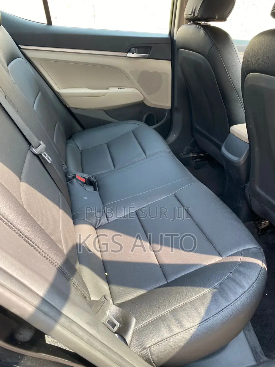 Hyundai Elantra SE 2020 Noir Mat