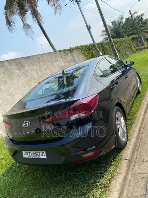 Hyundai Elantra SE 2020 Noir Mat