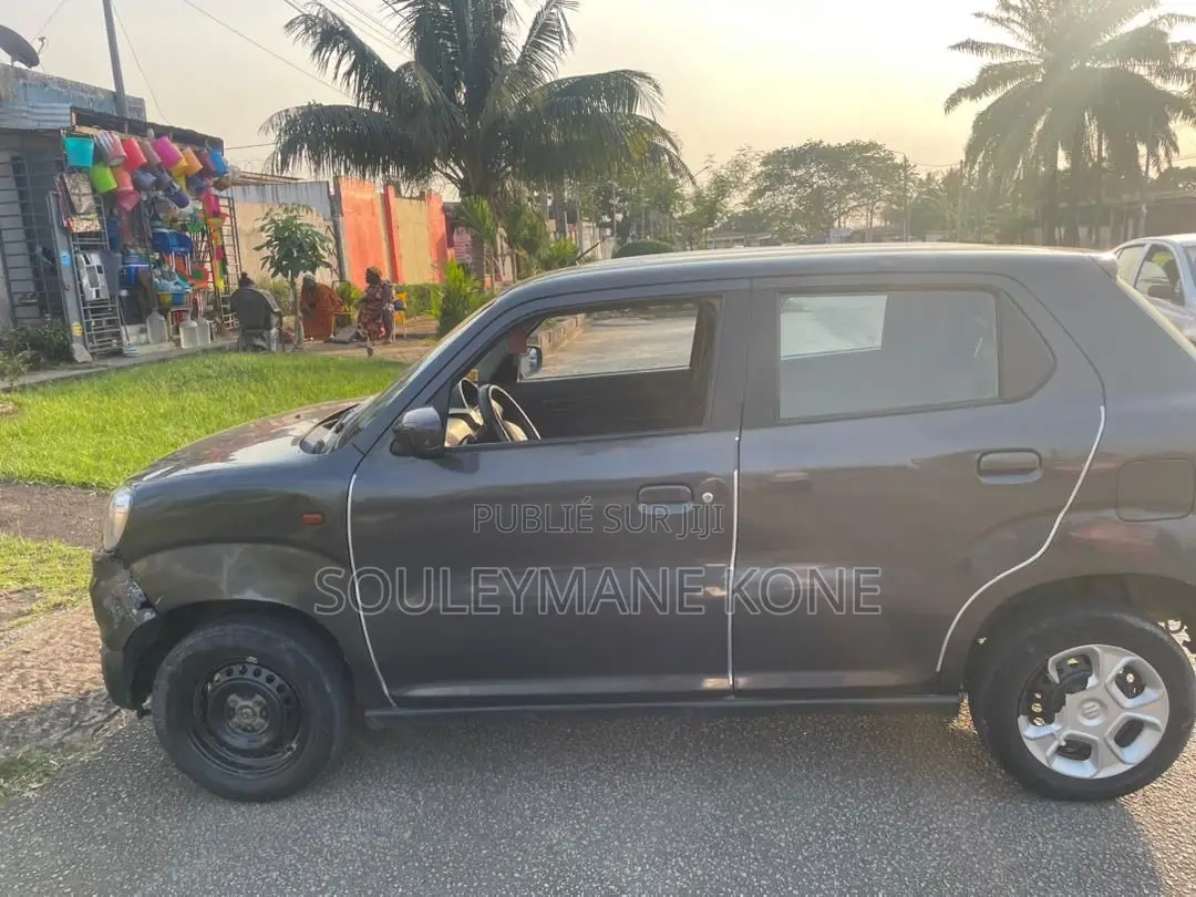 Suzuki S-Presso 2023 Gris