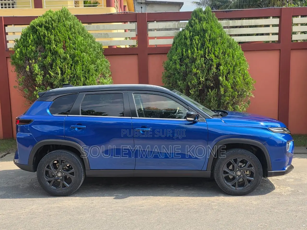 Toyota Urban Cruiser 2024 Bleu