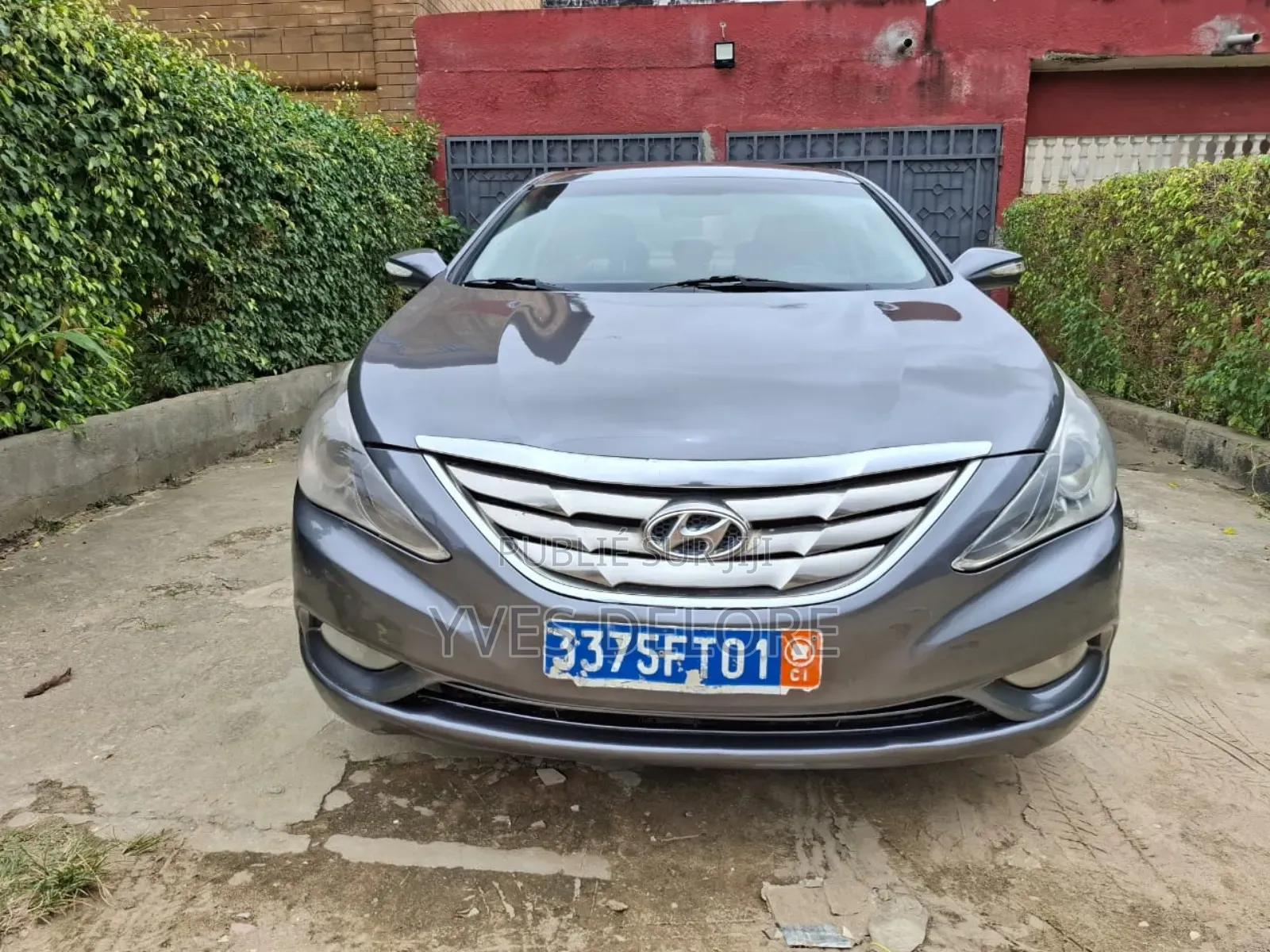 Hyundai Sonata SE Sedan FWD (2.4L 4cyl 6A) 2013 Gris
