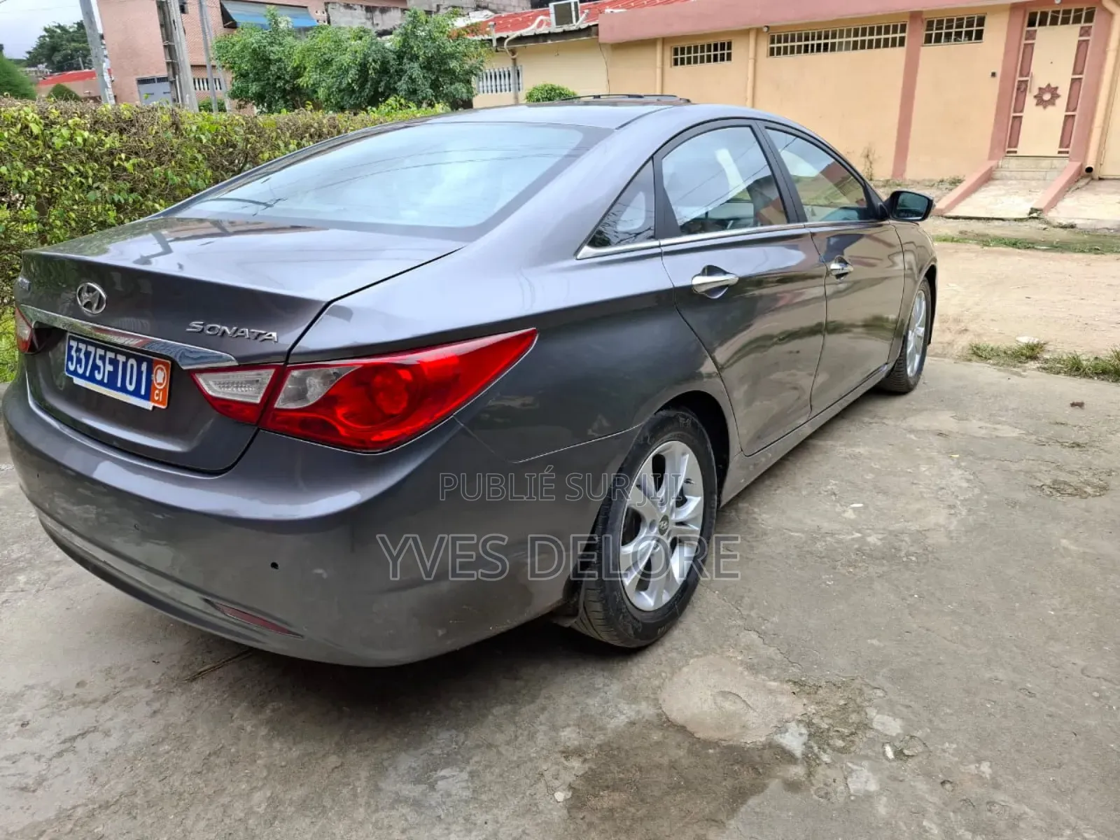 Hyundai Sonata SE Sedan FWD (2.4L 4cyl 6A) 2013 Gris