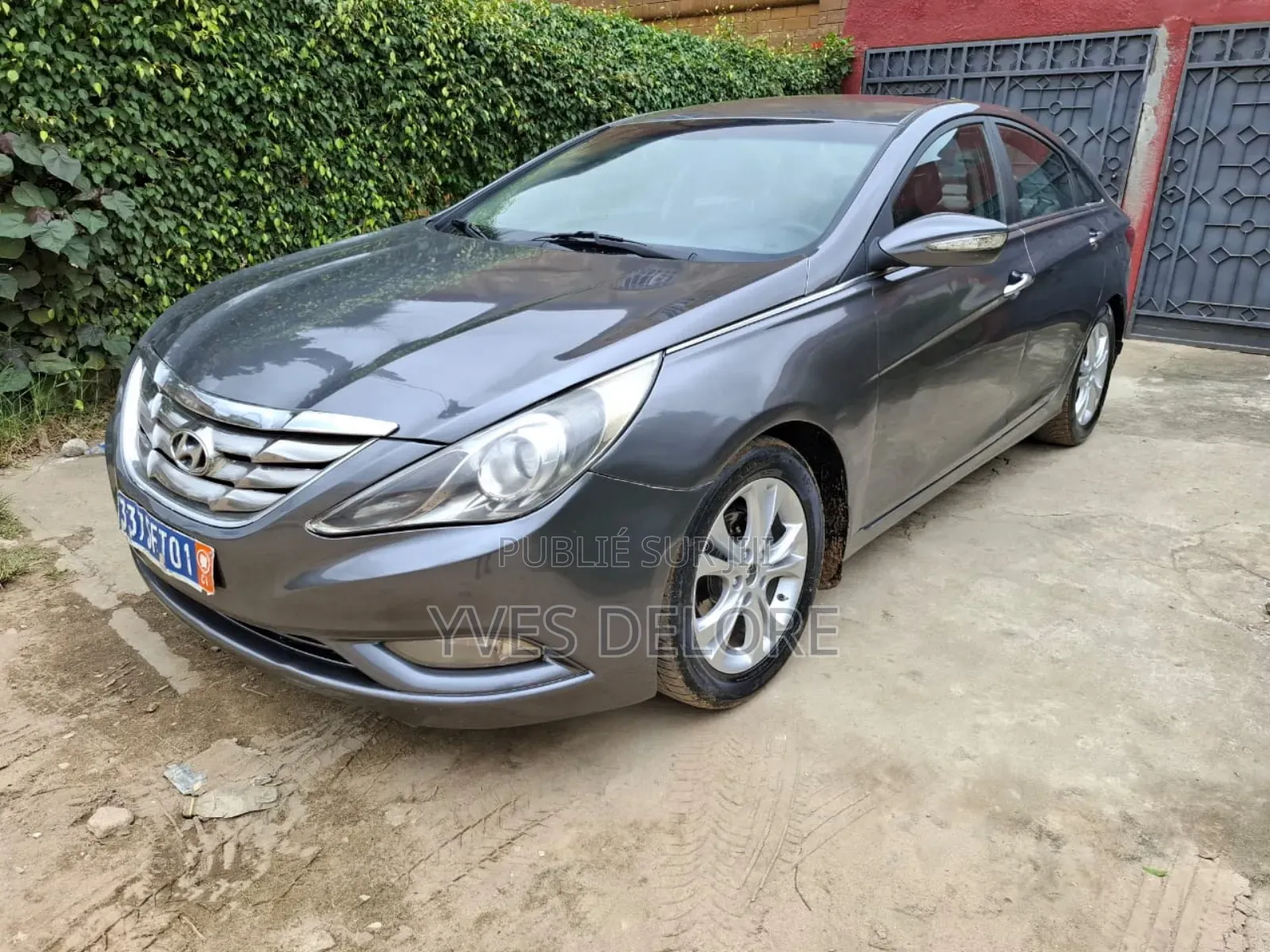 Hyundai Sonata SE Sedan FWD (2.4L 4cyl 6A) 2013 Gris