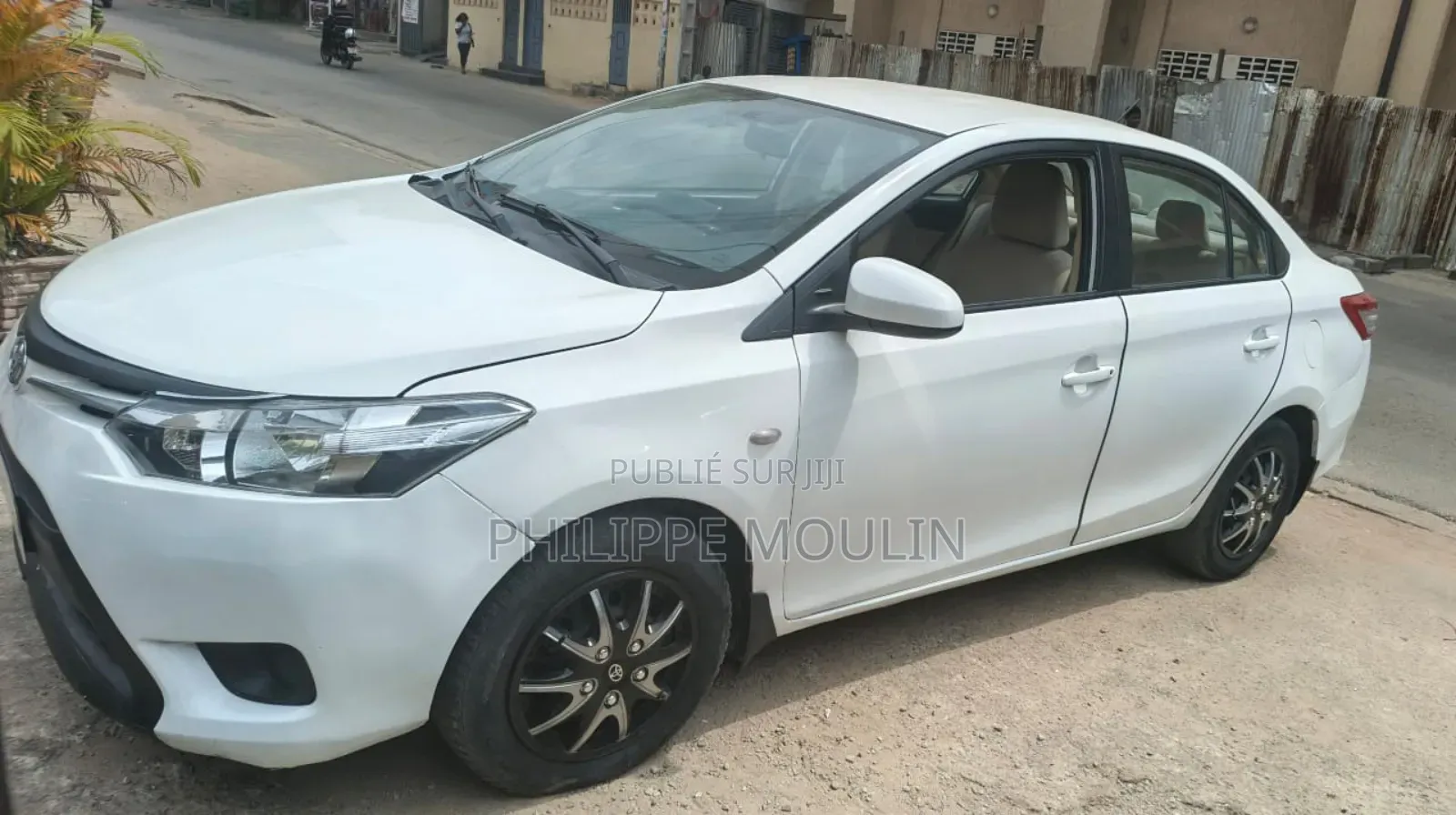 Toyota Yaris SE Hatchback 5dr 2016 Blanc