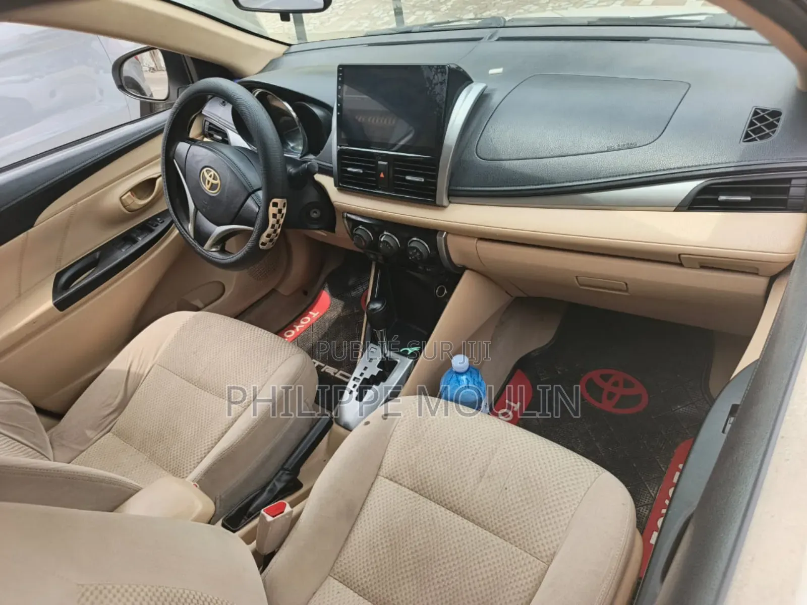 Toyota Yaris SE Hatchback 5dr 2016 Blanc