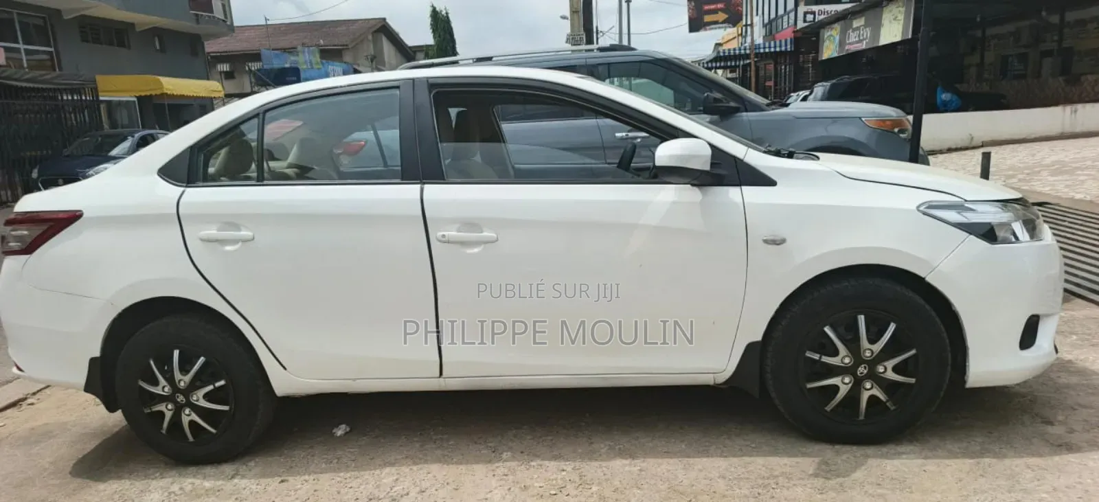 Toyota Yaris SE Hatchback 5dr 2016 Blanc