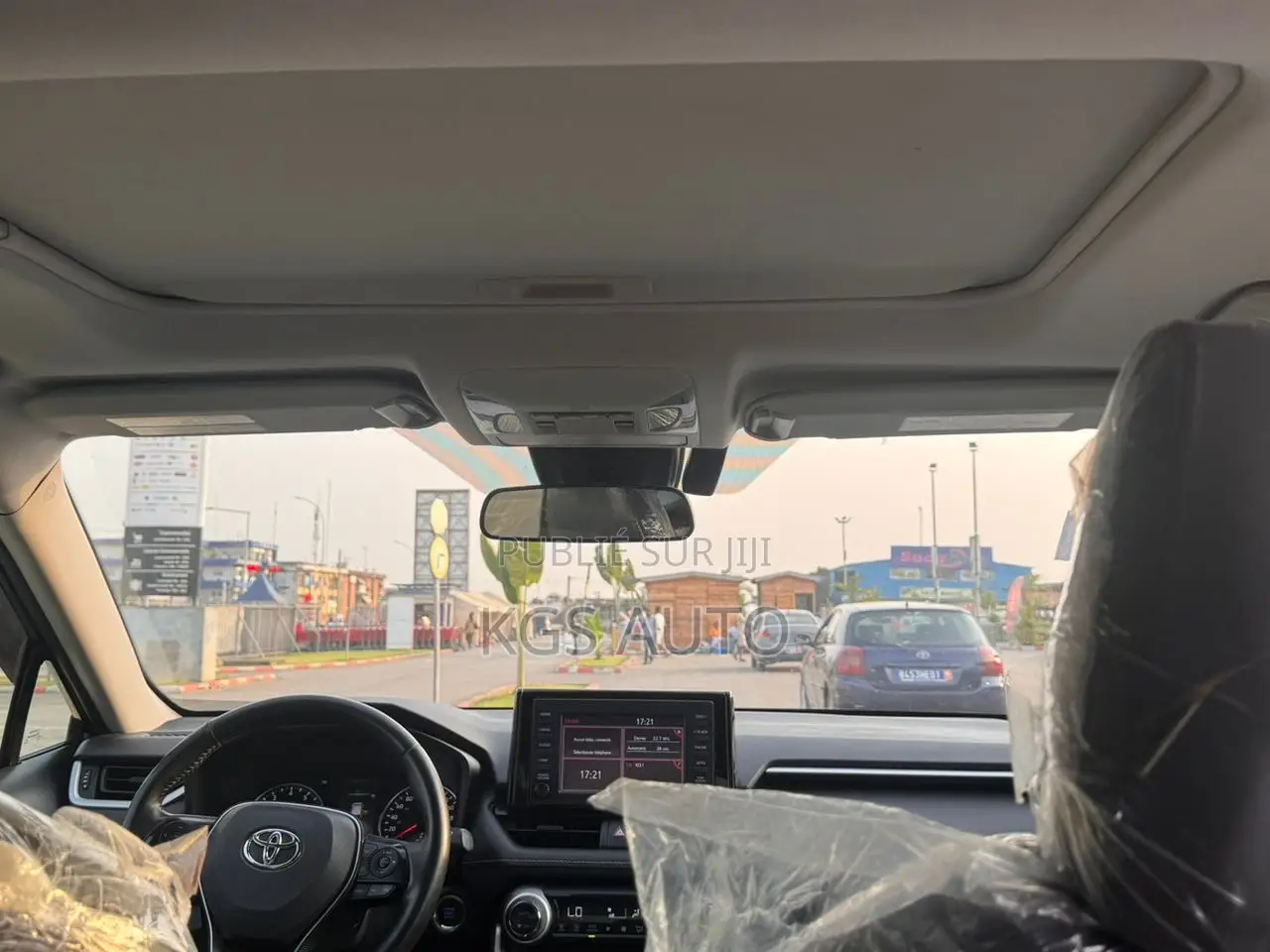 Toyota RAV4 XLE AWD 2020 Noir Mat