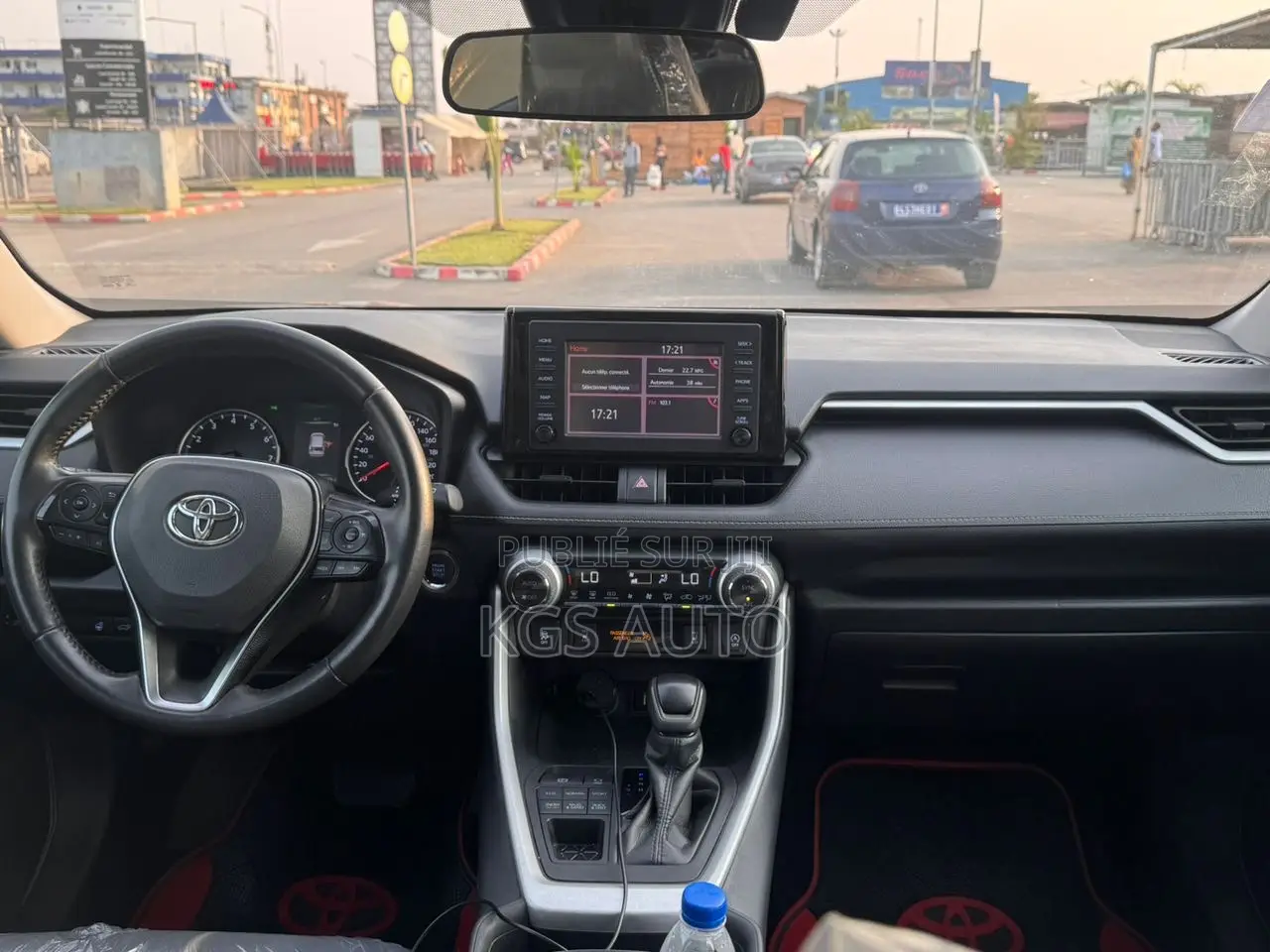 Toyota RAV4 XLE AWD 2020 Noir Mat