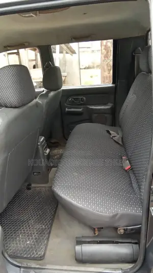 Mitsubishi L200 1998 Gris