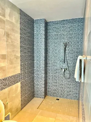 Furnished 3chbre Appartement dans Ismaël Coulibaly, Cocody à Vendre