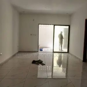 3chbre Villa dans Cocody à Vendre