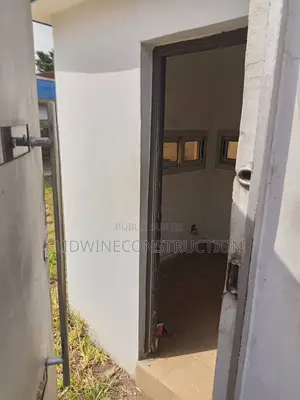 3chbre Villa dans Deux Plateaux à Vendre