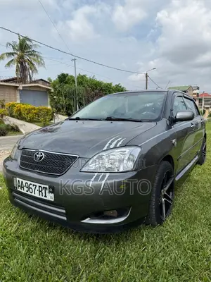 Toyota Corolla 1.5 Sedan 2002 Gris