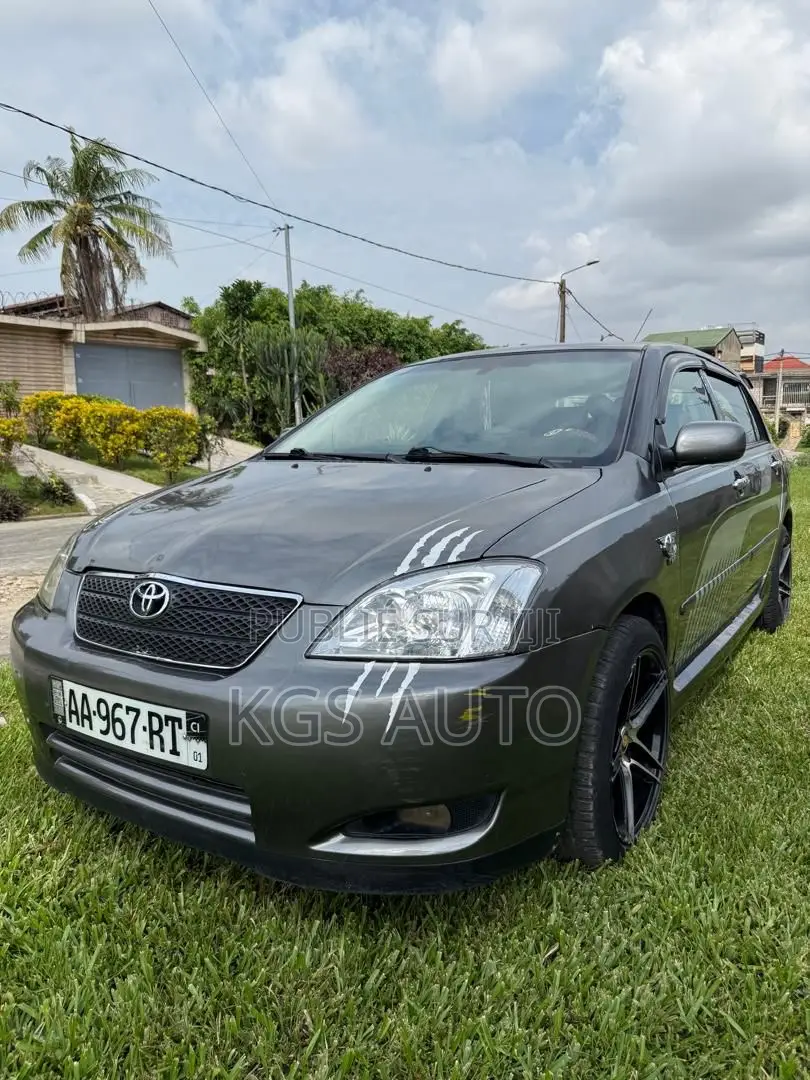 Toyota Corolla 1.5 Sedan 2002 Gris
