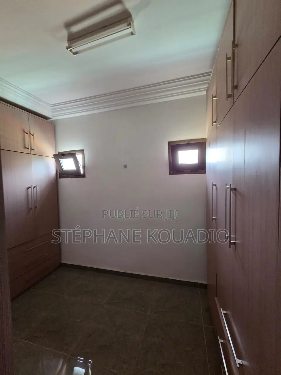 5chbre Duplex dans Cocody à Vendre