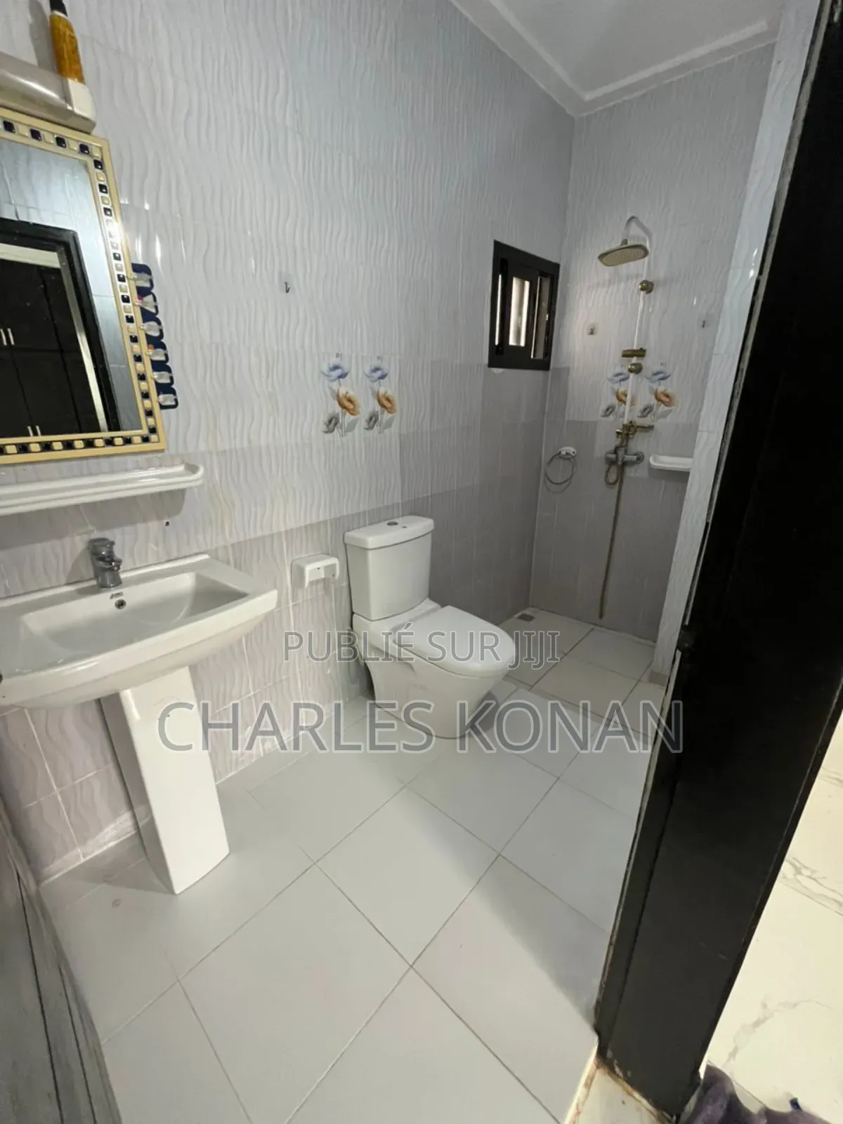 2chbre Appartement dans Bingerville à Louer