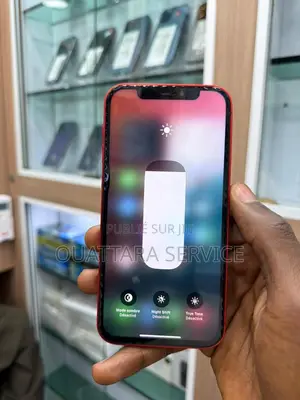 Neuf Apple iPhone 12 256 GB Rouge