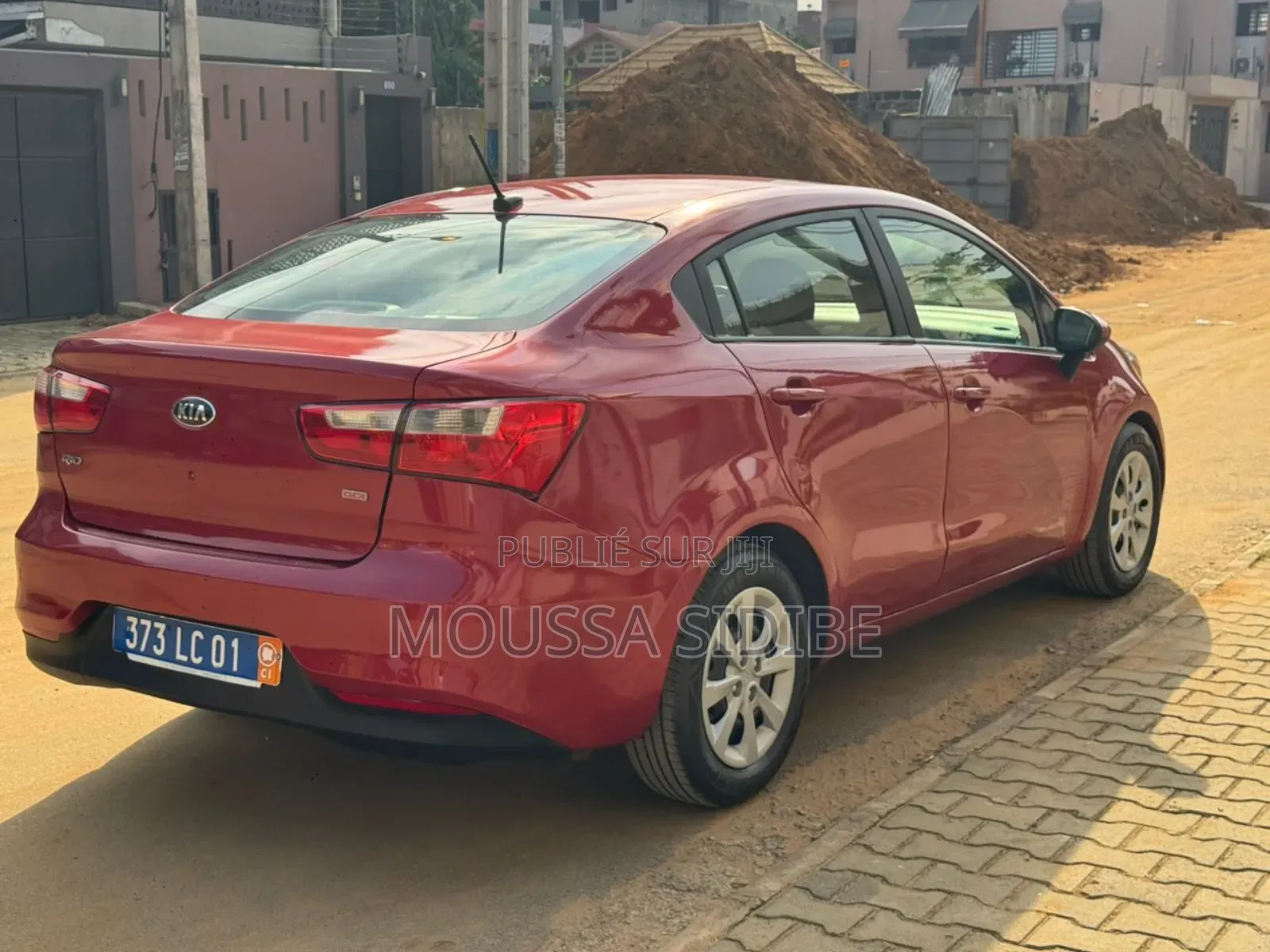 Kia Rio EX 4dr Hatchback (1.6L 4cyl 6A) 2017 Rouge