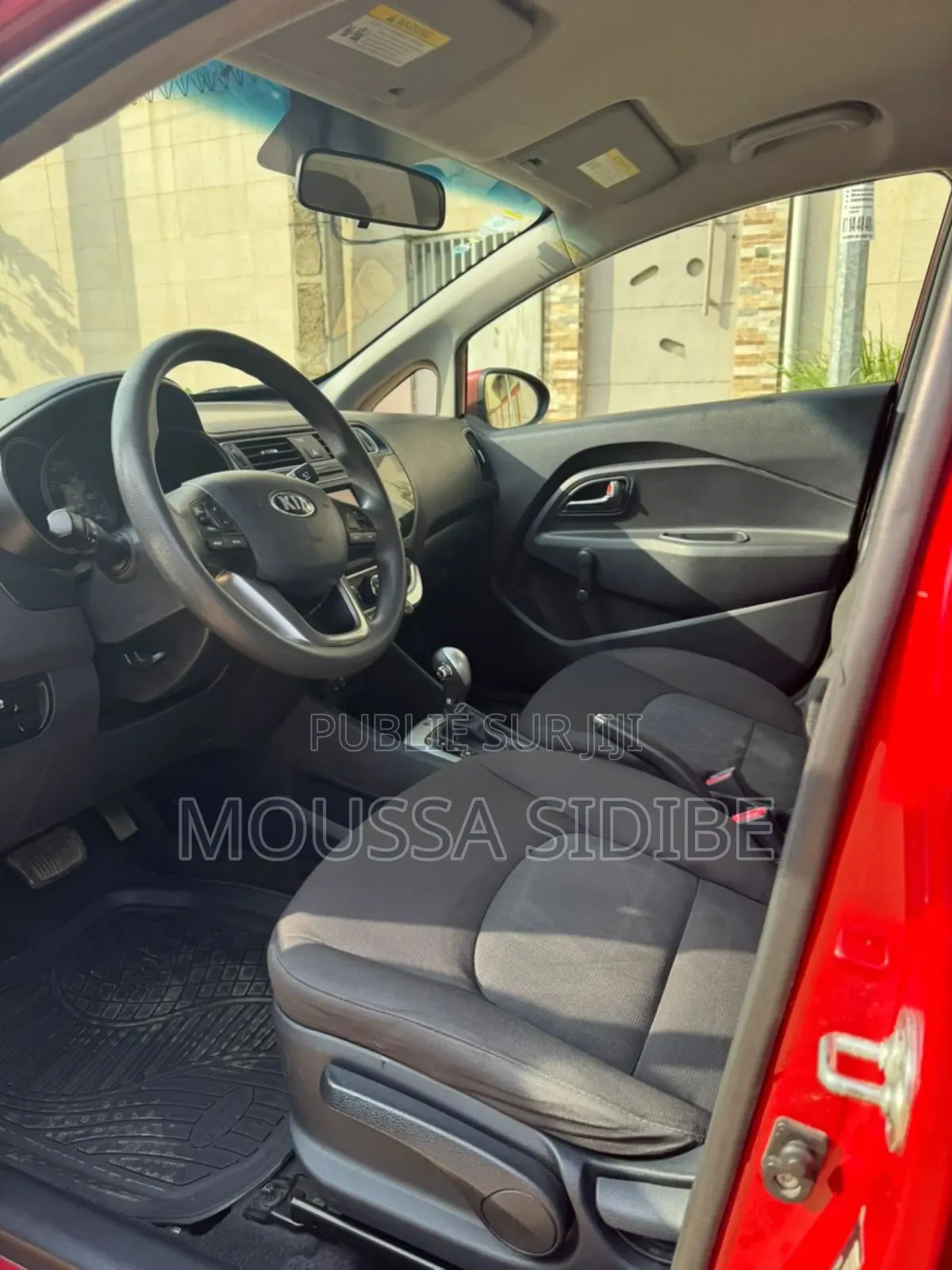 Kia Rio EX 4dr Hatchback (1.6L 4cyl 6A) 2017 Rouge