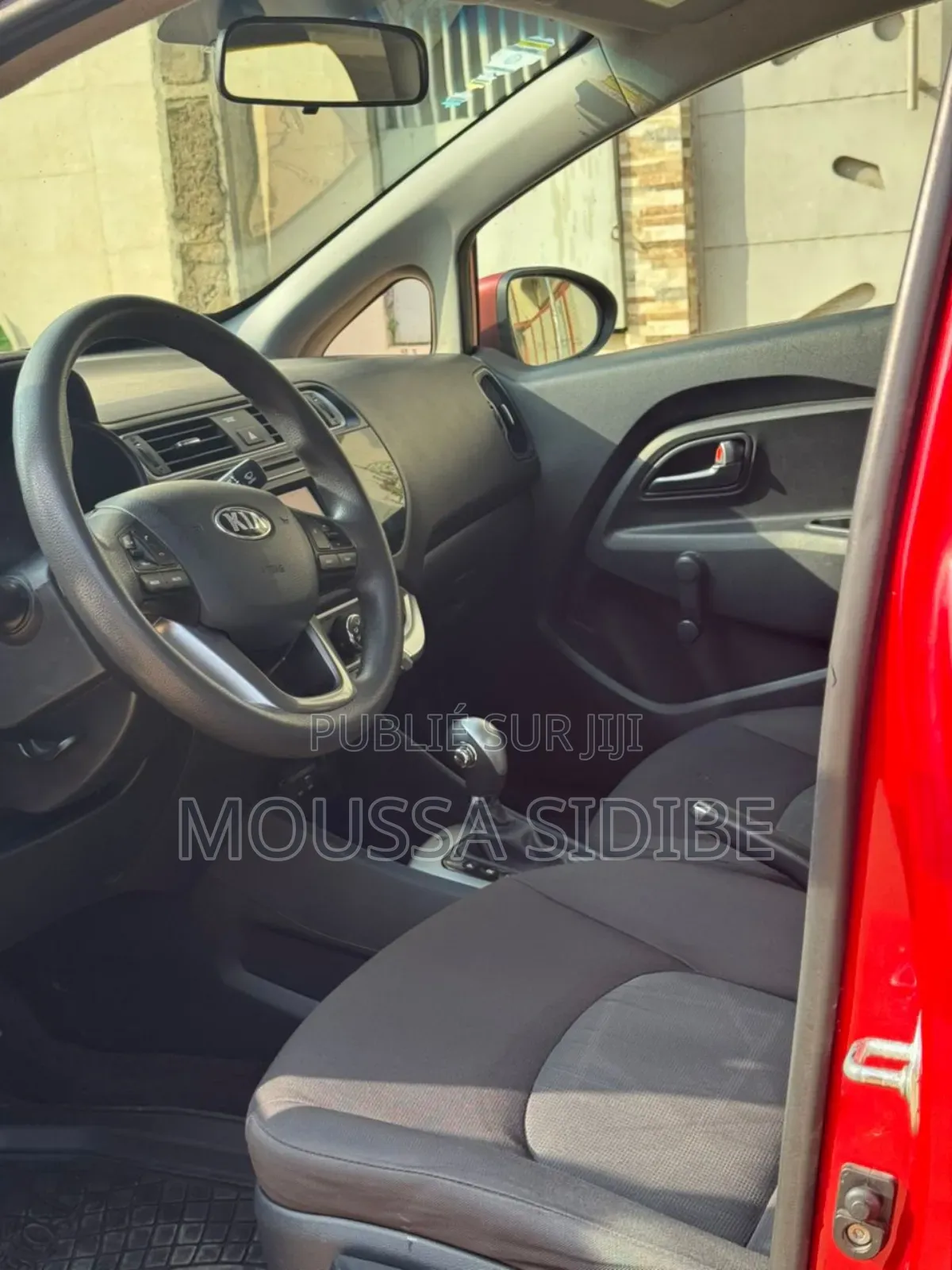 Kia Rio EX 4dr Hatchback (1.6L 4cyl 6A) 2017 Rouge