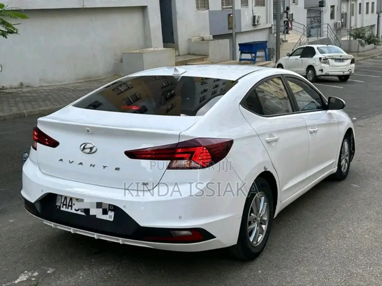 Hyundai Elantra Limited 2021 Blanc cassé